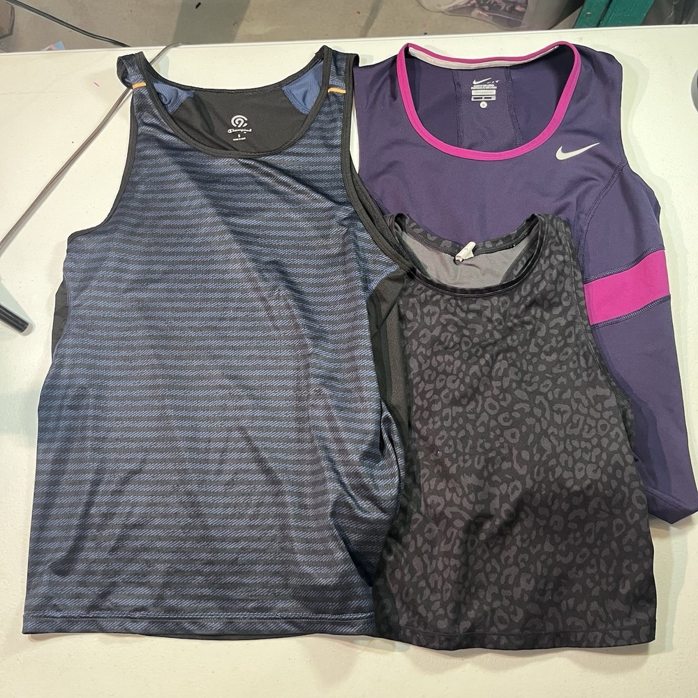 Nike Dri Fit Champion 90‎ Degrees Women's Tank Top Lot Size Small EUC